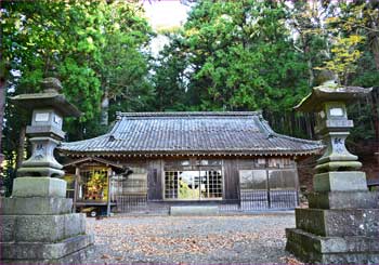 子神社本堂