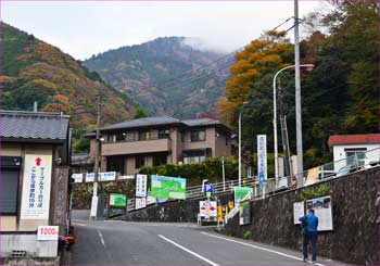 ケーブル駅土