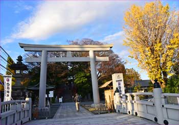 白籏神社