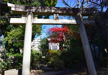 御嶽神社鳥居