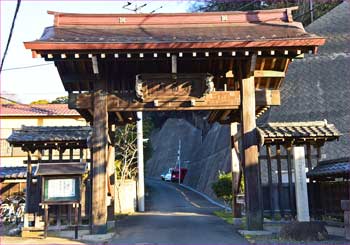 法性寺山門