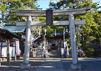 諏訪神社下社鳥居