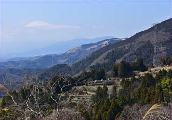 富士山霞む