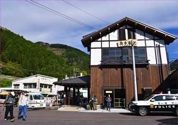 奥多摩駅