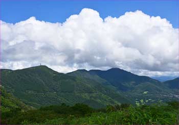 夏雲