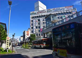 小田原駅前