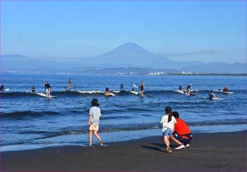 片瀬西浜