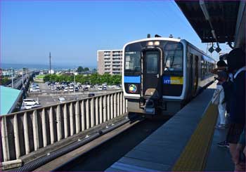 佐久平駅電車