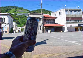 駅で乾杯