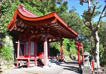 新宿稲荷神社