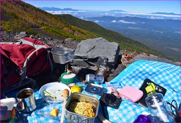 富士山で昼餉