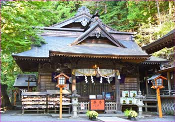 浅間神社拝殿　