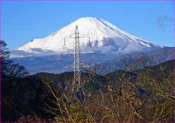 田代幹線鉄塔と富士