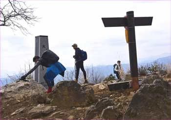 大岳山頂