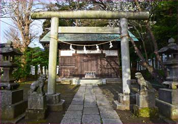 白旗神社の鳥居