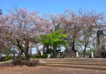 伊勢山公園