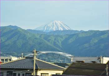 富士山見ゆ