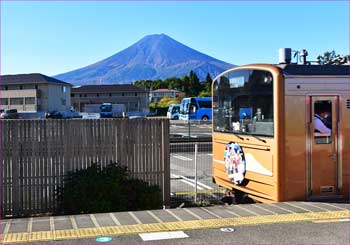 富士山駅ホーム