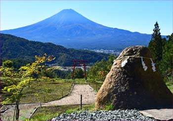 遙拝所