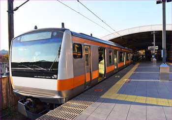 五日市駅電車