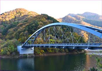 三頭橋