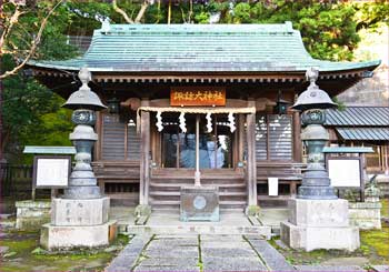 諏訪大神社