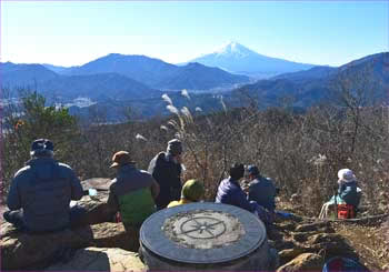 高川山頂