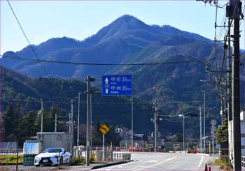 鶴ヶ鳥屋山