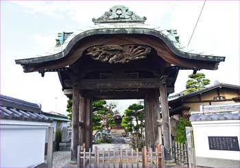 長福寺山門