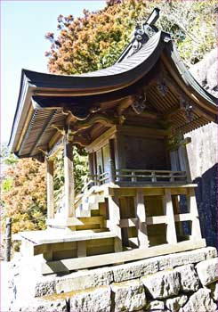 稲村神社