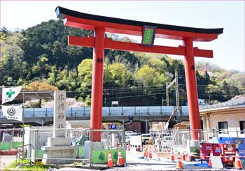 氷川神社鳥居