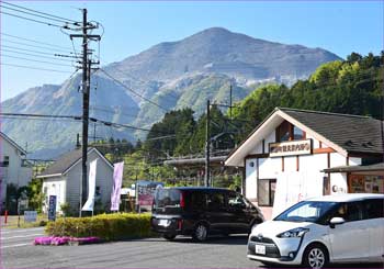 駅から武甲山