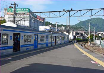 大月駅