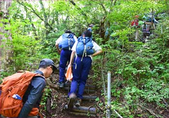 登山グループ