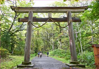 奥社の鳥居