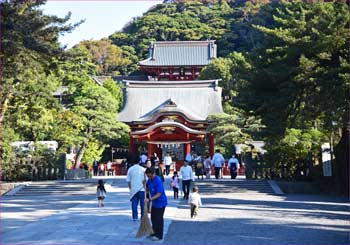 鶴岡八幡宮