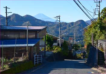 富士山見ゆ