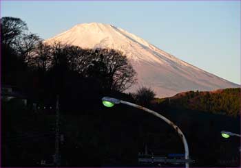 駿河小山駅の富士