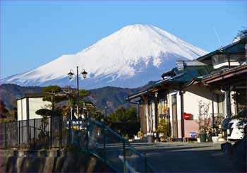 湯触の富士