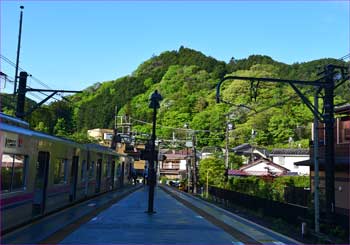 京王高尾口駅で