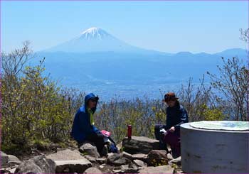 山頂にて