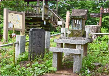 山頂神社