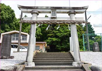 三嶋神社の鳥居