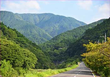 寄沢へ