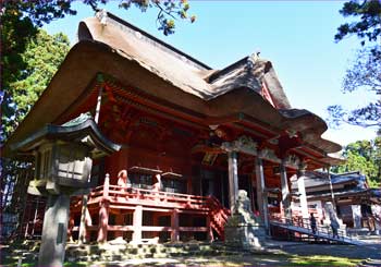 三神合祭殿