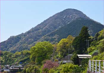 矢倉岳
