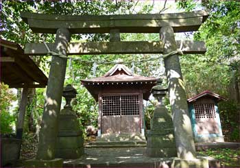 厄神社