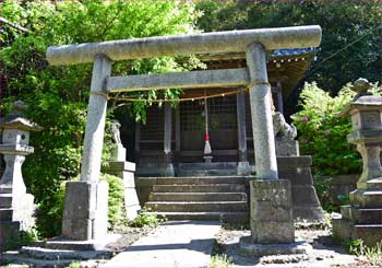 鳥居