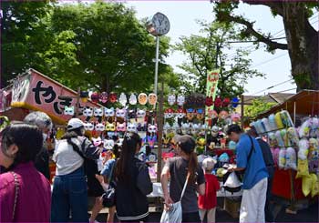 祭露天
