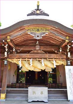 拝殿